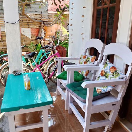 fullesguesthouse Gili Trawangan Extérieur photo
