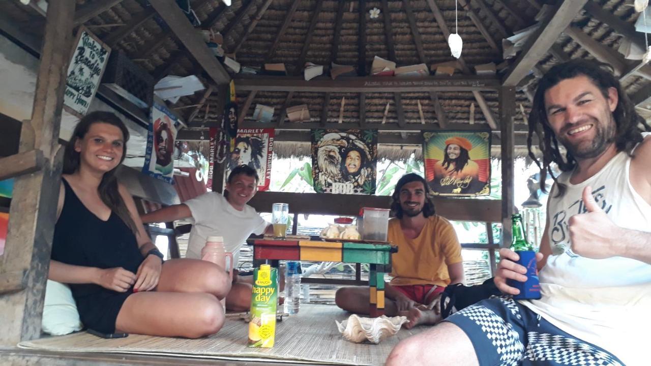 fullesguesthouse Gili Trawangan Extérieur photo