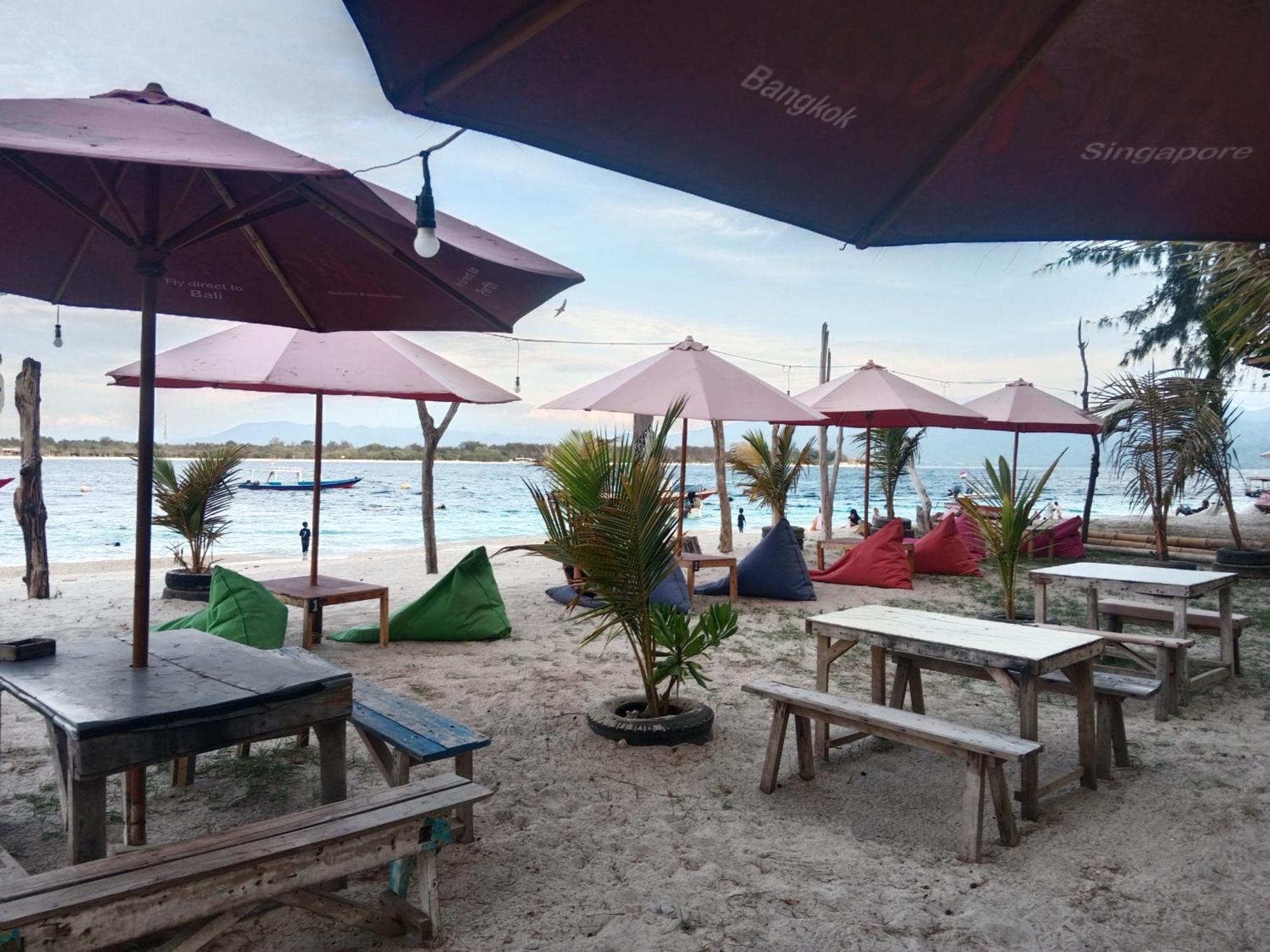fullesguesthouse Gili Trawangan Extérieur photo